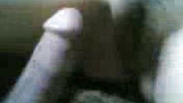 অ্যামি আজুরার উল্লাসপূর্ণভাবে বড় বড় দুধ সেক্স ব্লু ভিডিও এবং একটি শক্ত বাঁড়া আছে